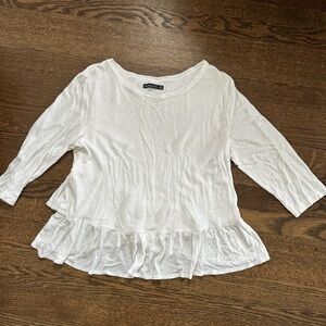 Abercrombie & Fitch White Peplum Ruffle Hem Top – Size M